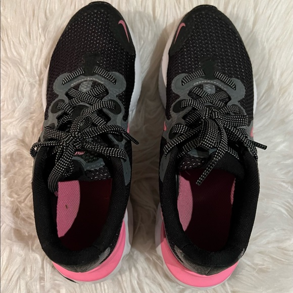 Nike Renew black/pink CT1430-092 kids sz US 4.5Y - Picture 3 of 7